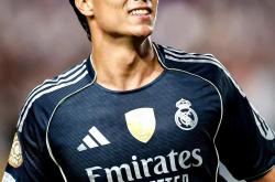 尤文图斯胜利，成功晋级淘汰赛