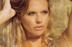 乐鱼体育娱乐-女子足球明星球员表现亮眼