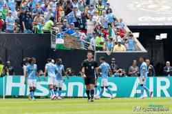 乐鱼体育亚洲官网-包含全新阵容亮相！英超球队迎来转会期高峰的词条