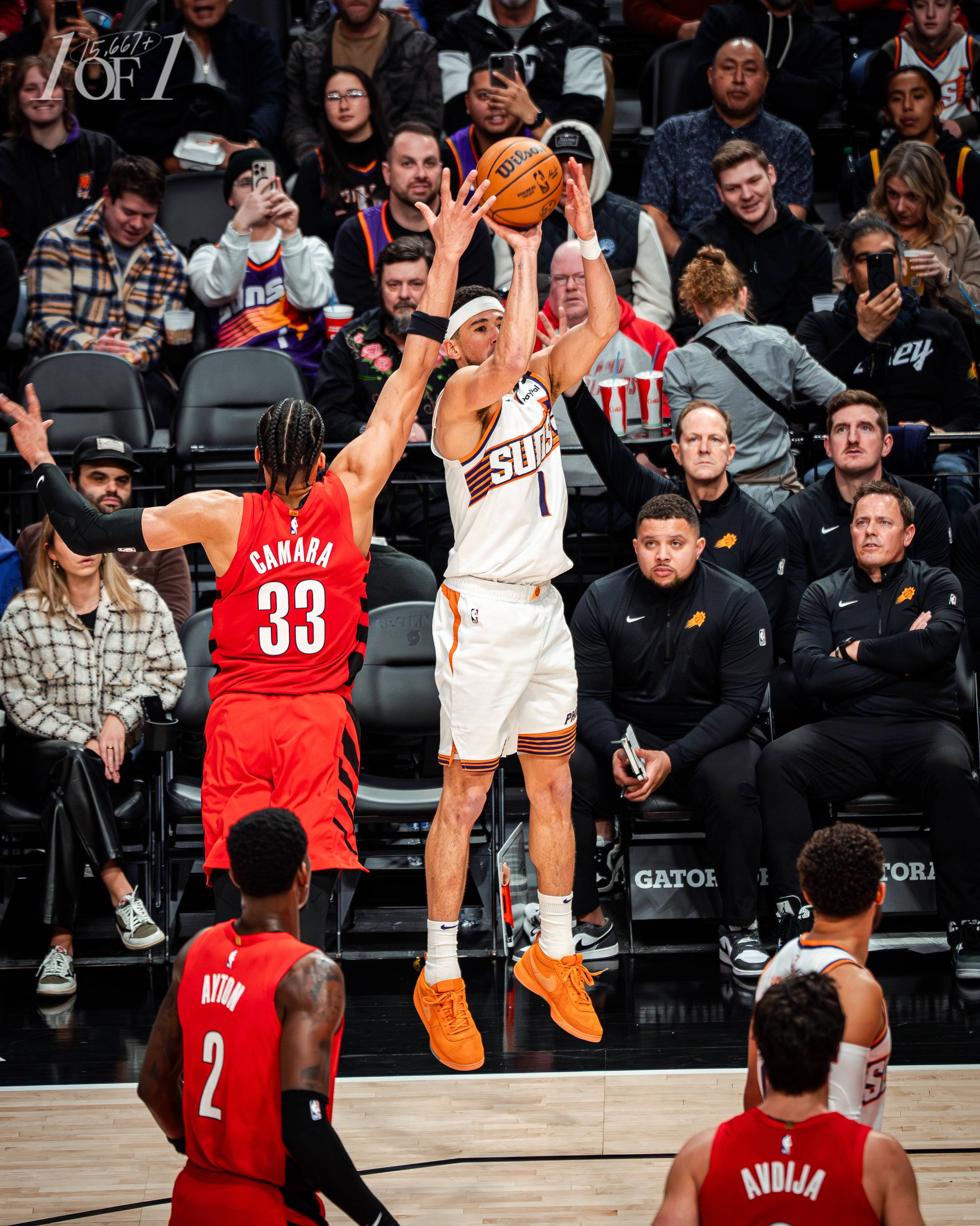 包含艾顿沉稳发挥，太阳遭遇惨败的词条