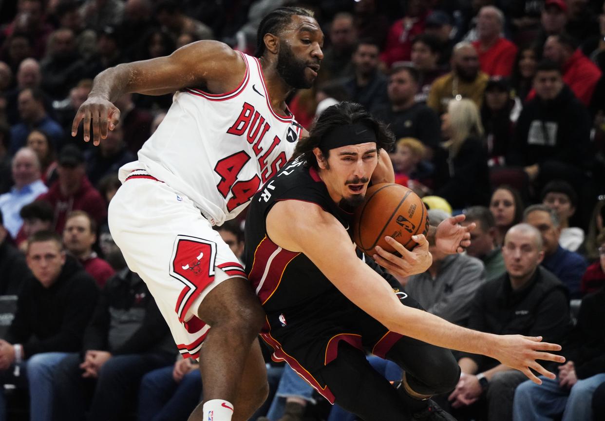 热火次轮淘汰公牛,季后赛表现抢眼 热火次轮淘汰公牛,季后赛表现抢眼