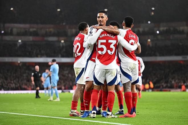 阿森纳球员因涉嫌违规被禁赛,球队受重创的简单介绍 阿森纳球员因涉嫌违规被禁赛,球队受重创的简单介绍