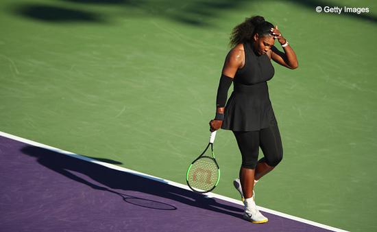 竞技风暴:场上临时变化导致双方反复抗衡 竞技风暴:场上临时变化导致双方反复抗衡